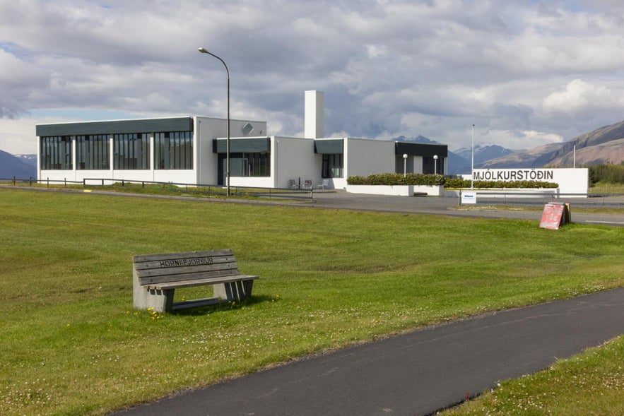 The Milk Factory bed and breakfast in Höfn, Iceland, a former dairy turned into modern accommodation with mountain views.