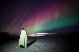 Private Northern Lights Tour in Iceland with Photographer, Refreshments, and Reykjavik Transfers