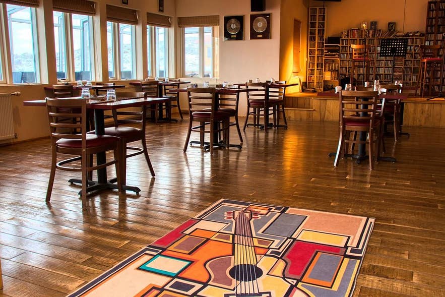 Cozy interior of Rock ’n’ Troll Bistro & Café, highlighting its unique ambiance.