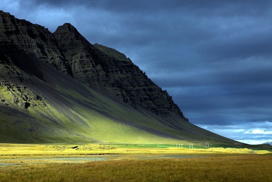 Kalfafellsdalur, photo by Peace-on-Earth.org