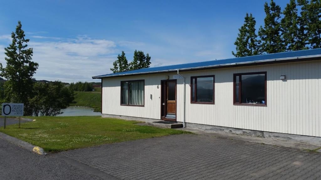 Ormurinn Guesthouse & Cottages