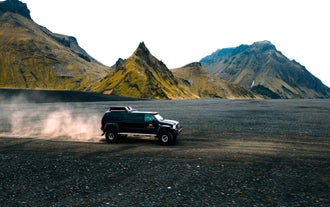 Powerful super jeep adventure in Iceland’s volcanic highlands.