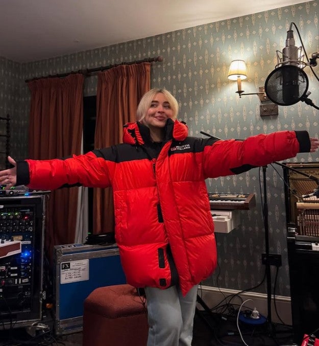 Sabrina Carpenter in 66 North, photo from Amy Allen Sabrina Carpenter in 66 North, photo from Amy Allen