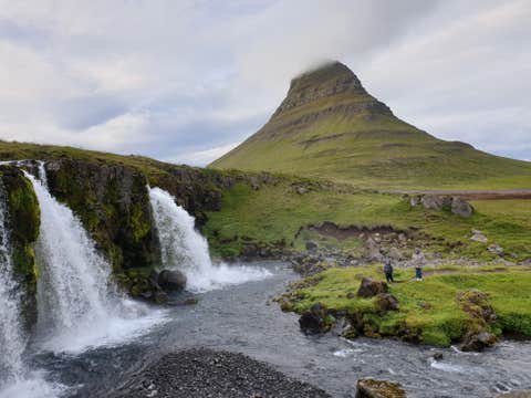 Small-Group Snaefellsnes Peninsula Tour from Reykjavik with Chinese Guide and Borgarnes Stop
