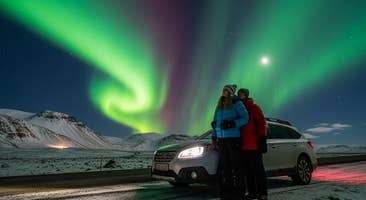 Mágico Tour A tu Aire de 6 Días con Auroras Boreales por la Costa Sur de Islandia y Cuevas de Hielo