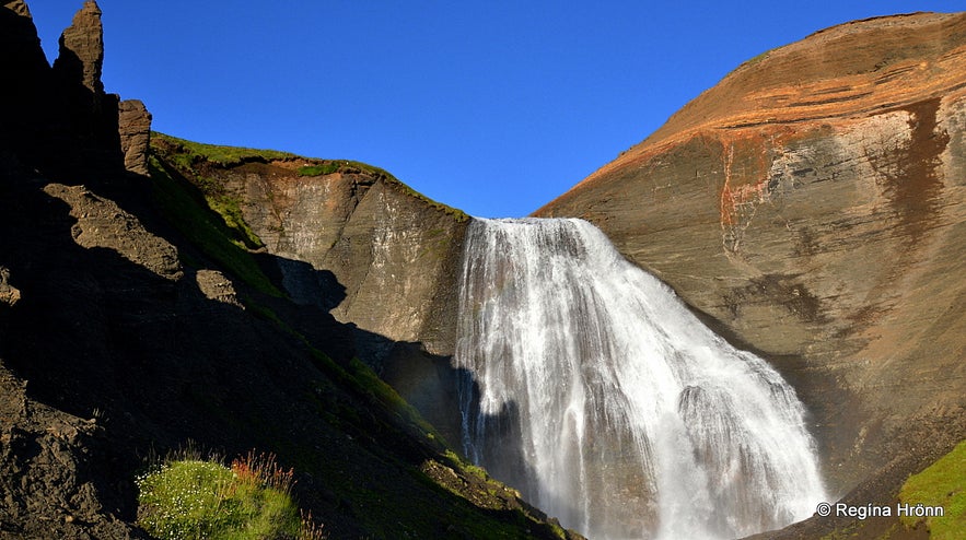 Tjörneslögin Fossils, Lignite Mines & the Waterfall Skeifárfoss on the Tjörnes Peninsula Tjörneslögin Fossils, Lignite Mines & the Waterfall Skeifárfoss on the Tjörnes Peninsula