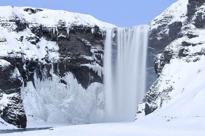 Chinese-Guided South Coast Tour with Jokulsarlon Glacier Lagoon from Reykjavik