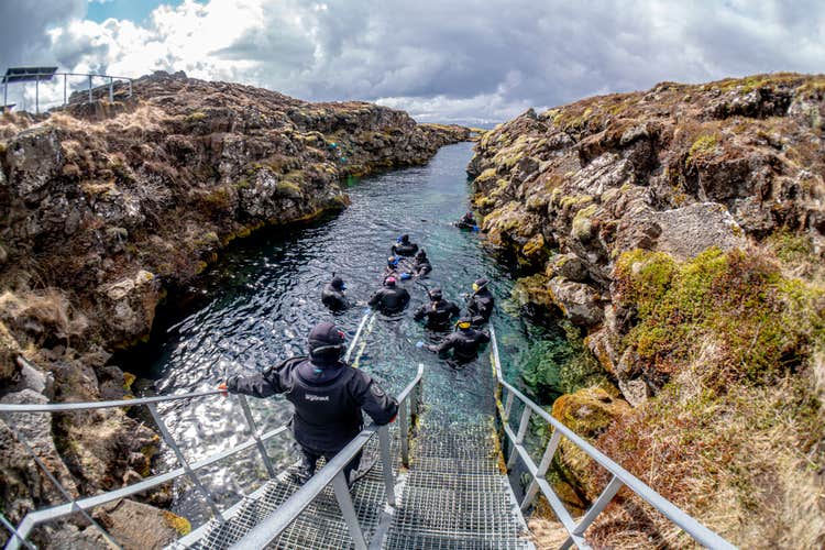 Silfra Fissure Snorkeling Tour with Free Underwater Photos and Hot Drinks