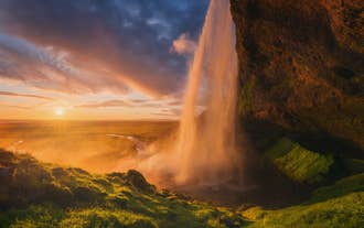 ์ฌ๋ฆ ๋จ๋ถ ํด์์์ ์์์ ๋ฌผ๋ค์ด ๋น๋๋ ์
์ผ๋๋์คํฌ์ค ํญํฌ์
๋๋ค.