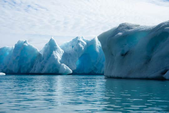 6-Day Guided Small Group Tour of the Complete Ring Road of Iceland