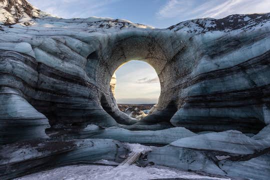 Private Katla Ice Cave and Yoda Cave Super Jeep Tour from Vik