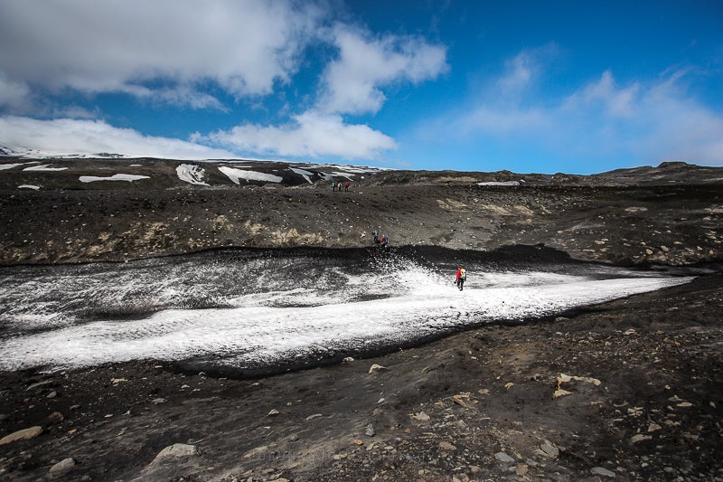 fimmvörðuháls southern Iceland