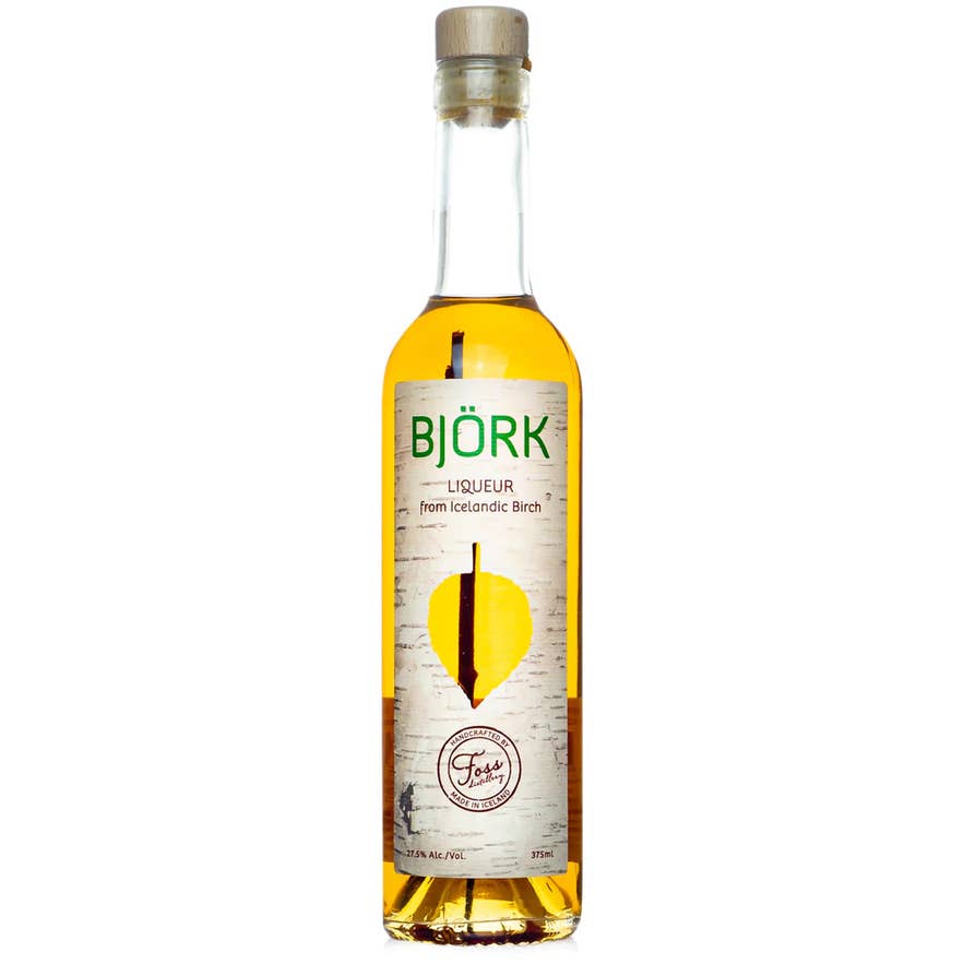 Bjork is een van de populaire IJslandse likeur en sterke drank, een berkenlikeur gemaakt van IJslandse berk door Foss Distillery.