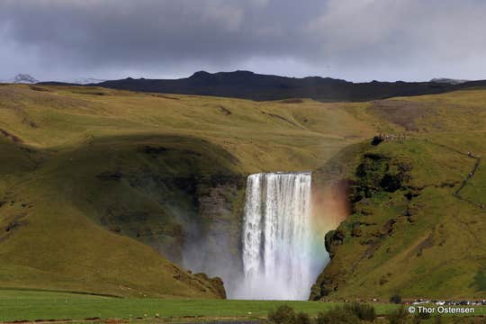 8-Day Guided Circle Tour Exploring Iceland's Natural Wonders From Keflavik International Airport