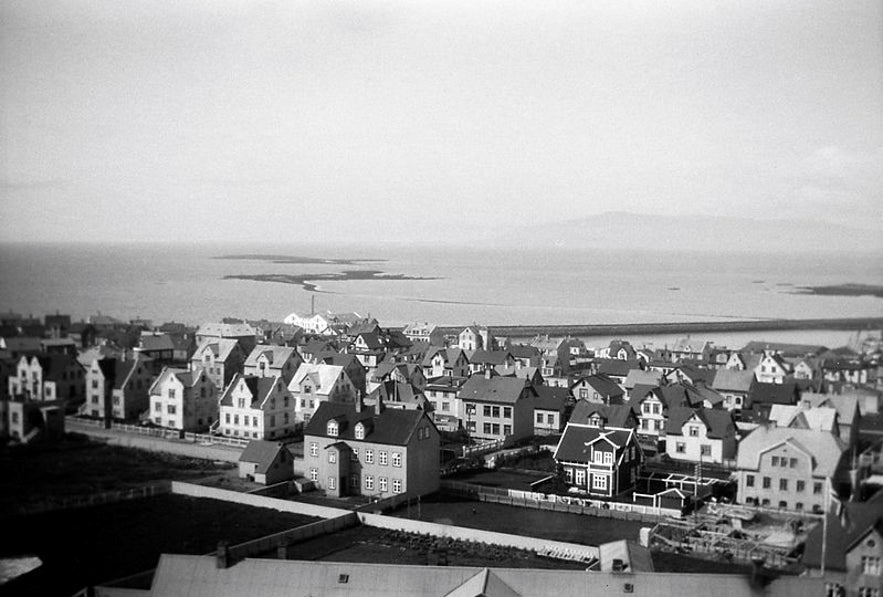 Beer was banned in Iceland between 1915 and 1989.