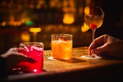 Tipsy Bar & Lounge