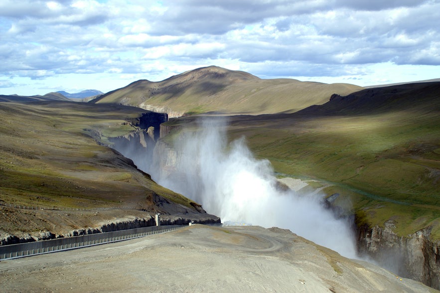 Overflow from Halslon reservoir creating a powerful jet at the Karahnjukar Dam spillway.