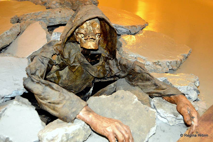 アイスランド魔術・魔女術博物館では、さまざまな恐ろしい魔法の展示が見られます。