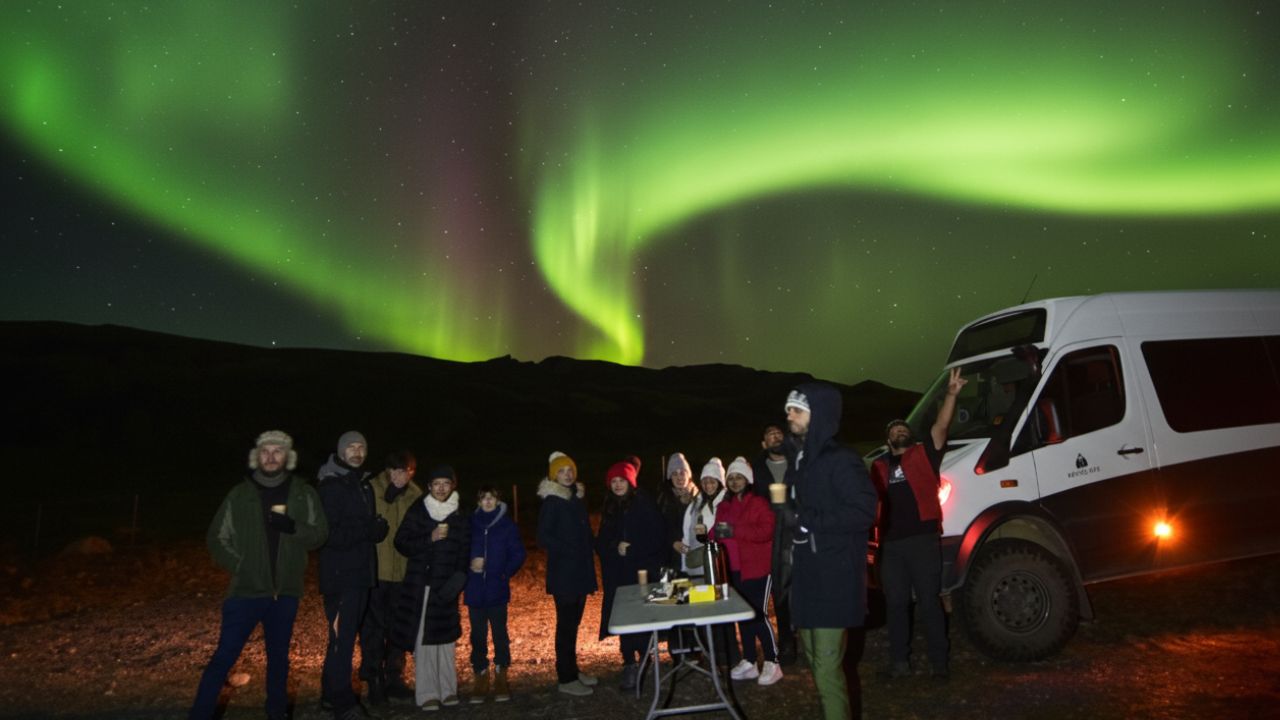 Thrilling 4-Hour Northern Lights Off-Road Small Group Tour from Reykjavik with Photos