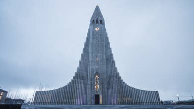 Private Reykjavik City Tour with Top Landmarks and Multi-Language Guide Options