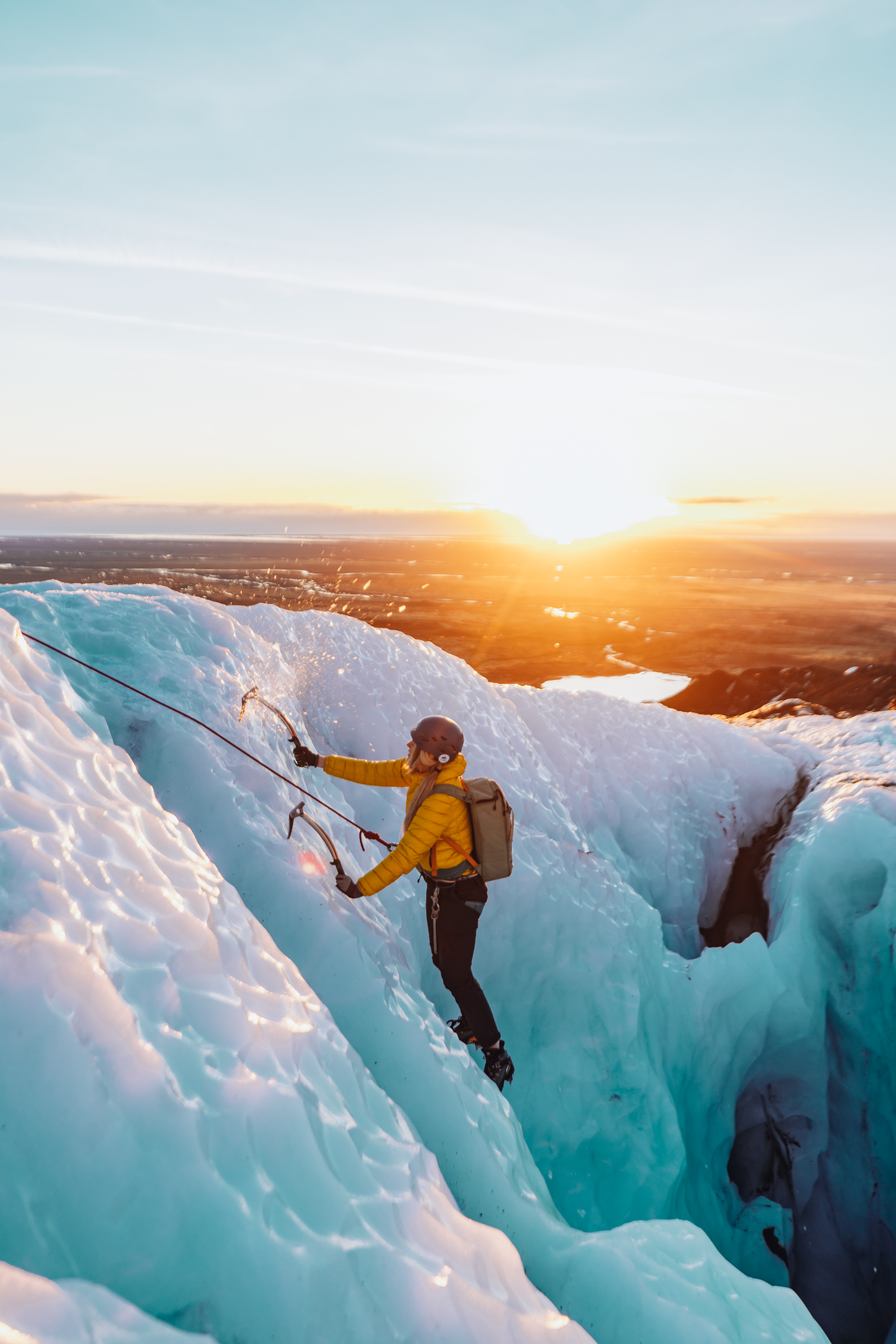 Small Group 6.5-Hour Glacier-Hiking & Ice-Climbing Tour in Skaftafell