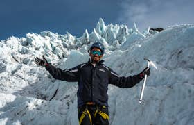 Easy Glacier Hiking Tour in Skaftafell