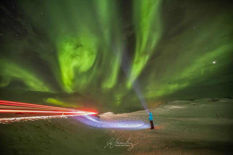 Chinese-Guided Northern Lights Tour from Reykjavik