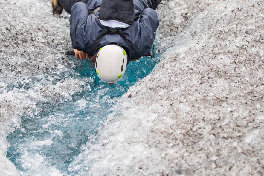 Puur gletsjerwater van de Vatnajokull gletsjer in IJsland, veilig om te drinken en vaak gebruikt in IJslandse likeur en sterke drank.