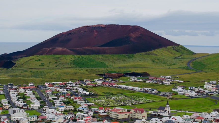 Eldfell volcano cone, the result of the 1973 Heimaey eruption.