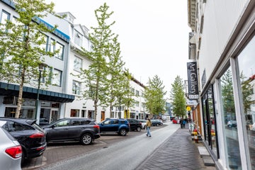 reykjavik parking shutterstock2.jpg