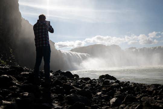 Tour Guiado en Español a Cascada Godafoss desde el Puerto de Akureyri y Puntos de Regreso Flexibles