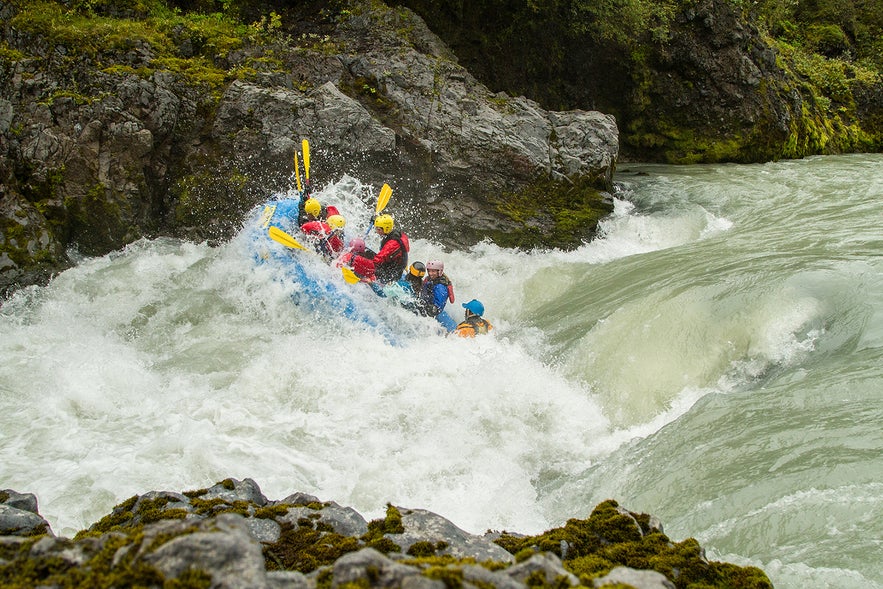 River Rafting in Island ist ein spannendes Abenteuer