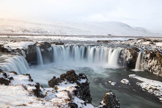 Wintertour zum Godafoss-Wasserfall ab Akureyri