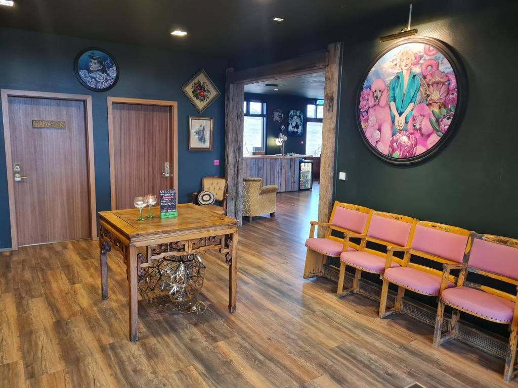 Step into a world of vintage touches and playful oddities, where the design of our country cottage sparks joy and curiosity.