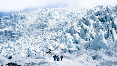 Small Group 6.5-Hour Glacier-Hiking & Ice-Climbing Tour in Skaftafell