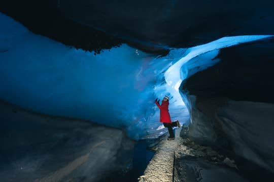 卡特拉冰洞旅行团｜适合自驾｜维克镇出发 