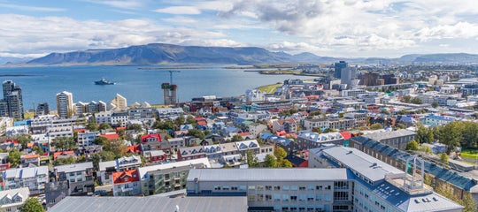 reykjavik-cityscape-harbor-view-iceland (2).jpg