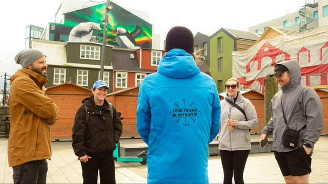 고양이를 사랑하는 여행객을 위한 소규모 2시간 레이캬비크 도보 투어(간식 제공)