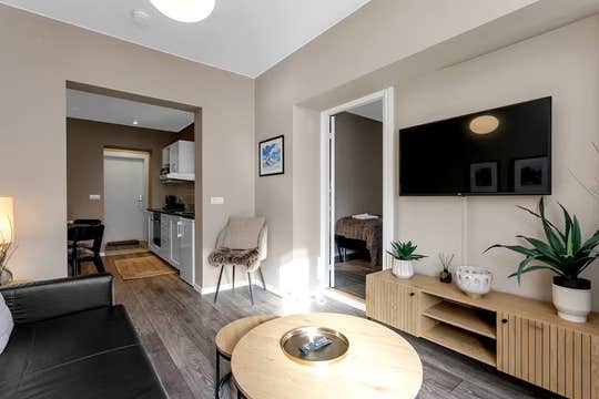 Baldur Apartments