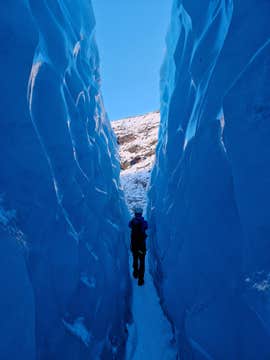 Small Group 3-Hour Guided Glacier Hike Tour on Falljokull Glacier with Transfer from Skaftafell