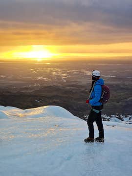 Small Group 4.5-Hour Guided Glacier Hiking Tour with Transfer from Skaftafell