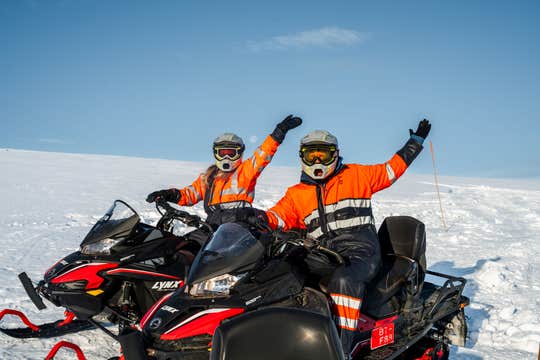 10-Hour Golden Circle & Super Jeep Combo Tour Starting from Reykjavik