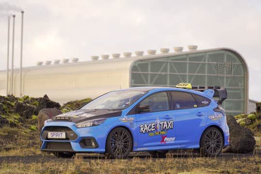 Private Rally Car Day Tour to Jokulsarlon Glacier Lagoon and Diamond Beach from Reykjavik