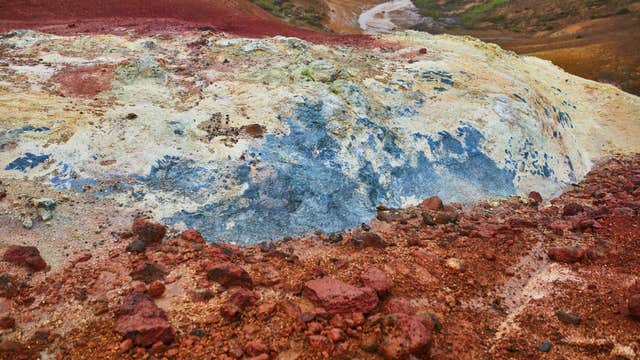Private Krysuvik Geothermal and Reykjanes Peninsula Tour by Rally Car from Reykjavik