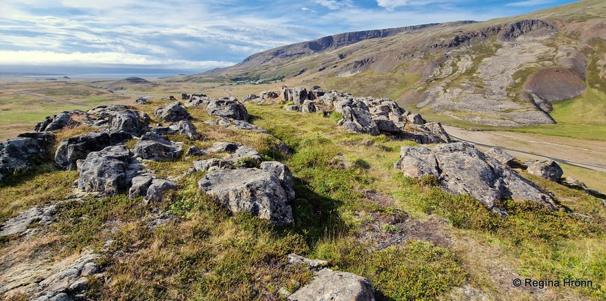 Tungustapi in Sælingsdalur - the Church of the Elves in West-Iceland - Icelandic Folklore