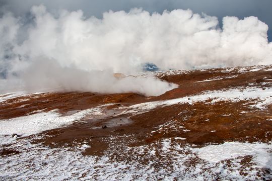 Private Reykjanes Peninsula Day Trip from Reykjavik with Guide and Transport for 6 People