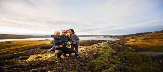 person-with-kids-in-reykjanesfolkvangur.jpg