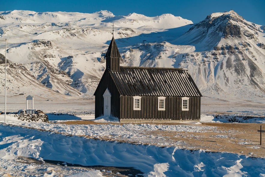 Budakirkja Black Church is a romantic winter elopement location on the Snaefellsnes Peninsula in Iceland. Budakirkja Black Church is a romantic winter elopement location on the Snaefellsnes Peninsula in Iceland.