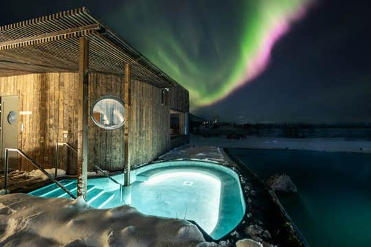 Guided Golden Circle Tour with Kerid Crater, Laugaras Lagoon, and Transfers from Reykjavik