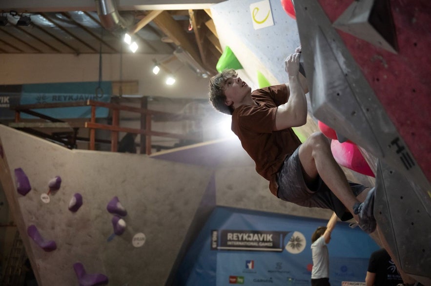 L'arrampicata è uno dei tanti sport che fanno parte dei Giochi Internazionali di Reykjavik.